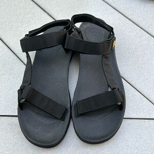 Men's Camel Crown black water proof hiking/beach sandals Size8.5